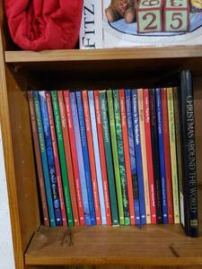 lot 2239 image: lot of Christmas around the world books