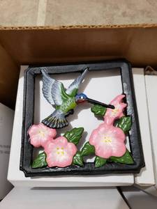 lot 2283 image: lot of hummingbird painted trivets