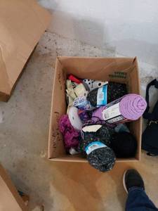 lot 2297 image: box of ribbonyarn