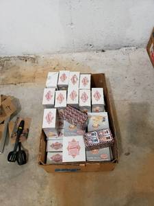 lot 2302 image: huge lot NIB figurines