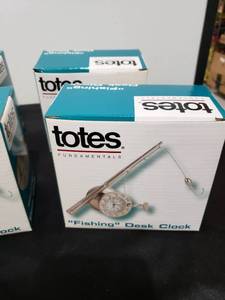 lot 2306 image: lot of 4 NIP fishing reel desk clocks
