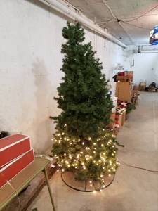 lot 2355 image: 7 foot prelit Christmas tree all lights worked other end
