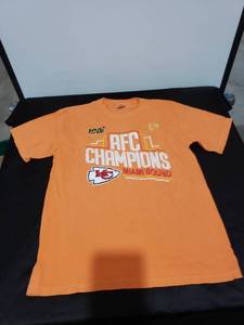 lot 2363 image: KC Chiefs Champs shirt sz L