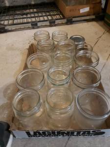 lot 2389 image: l9t of canning jars