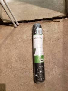lot 2406 image: artificial grass runner NIP