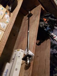 lot 2423 image: curtain rod 36-66