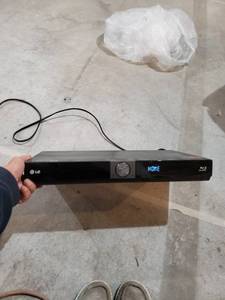 lot 2443 image: LG blue ray player powers on