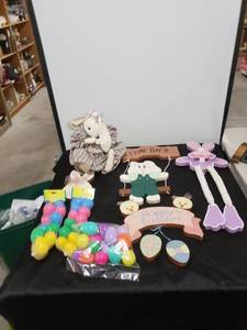 lot 2482 image: lot of easter