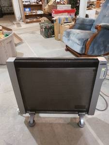 lot 2496 image: sole USA heater