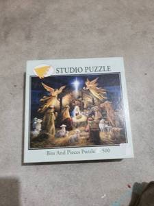 lot 2511 image: Nativiry puzzle NIB