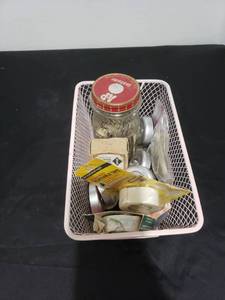 lot 2535 image: junk drawer estate lot