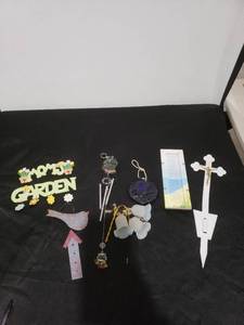 lot 2538 image: estate lot of goodies