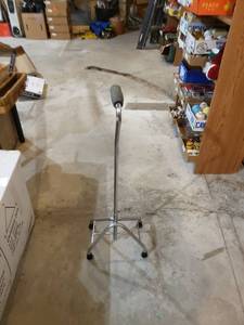 lot 2555 image: metal cane