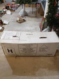 lot 2557 image: 7.5 foot Slim Pine Christmas Tree in box