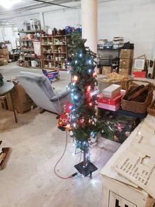 lot 2558 image: slim Christmas tree wwinnie the Pooh lights