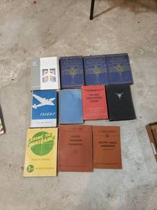 lot 2564 image: lot of aviation books