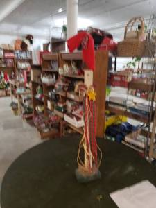 lot 2598 image: wood snowman