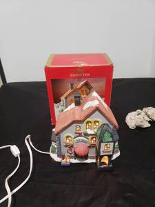 lot 2616 image: lighted toy shop village store