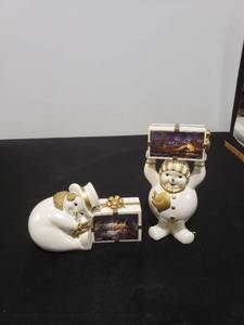 lot 2623 image: Terry Redlin snowman decor