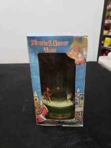 lot 2669 image: vintage musical snow tree works