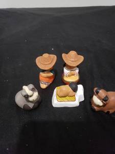 lot 2689 image: authentic peruvian nativity