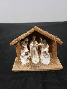 lot 2692 image: nativity