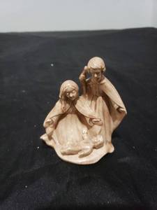 lot 2694 image: ceramic nativity