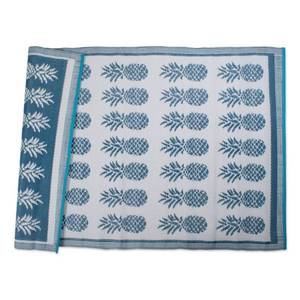 lot 56560 image: DII Blue Pineapple Outdoor Rug, 4x6