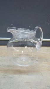 lot 56591 image: Rounded Pitcher With Lid, Plastic