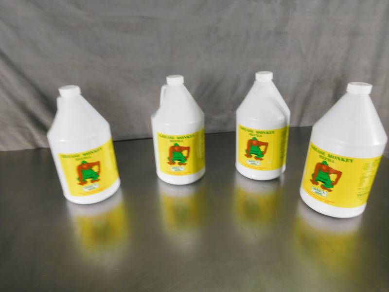 lot 3592 image: Lot of 4 1 Gallon Grease Monkey Spray and Wipe Extra Tough Cleaner Degreaser Refill