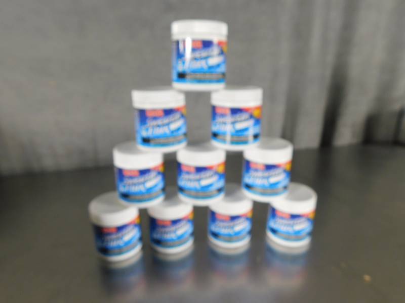 lot 3649 image: Lot of LA-CO Sweatin Flux Paste