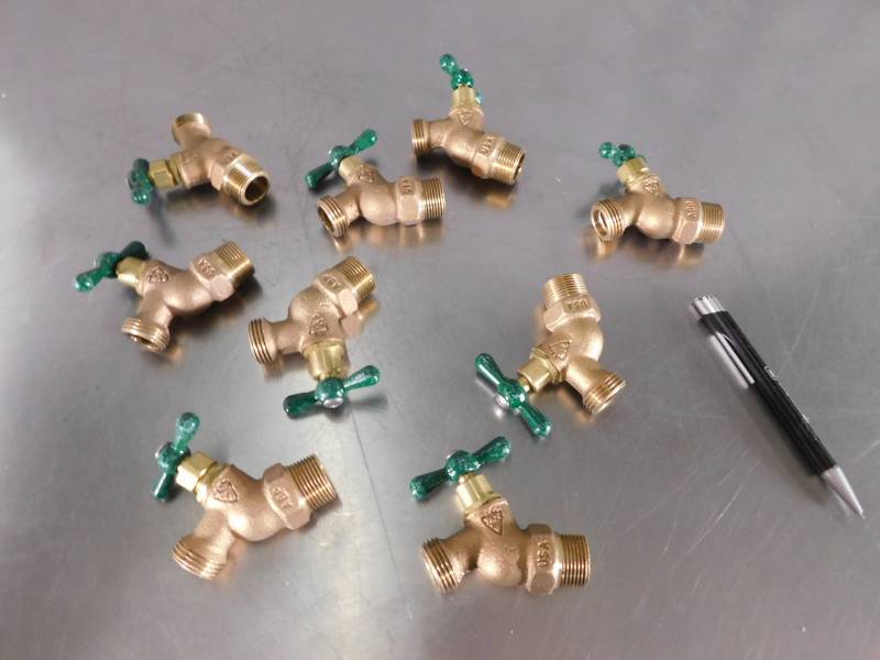 lot 3665 image: Lot of 34 Brass Male Sillcock Valves