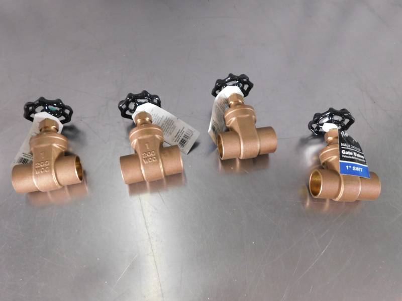 lot 3666 image: Lot of Premier 1 Sweat Gate Valves