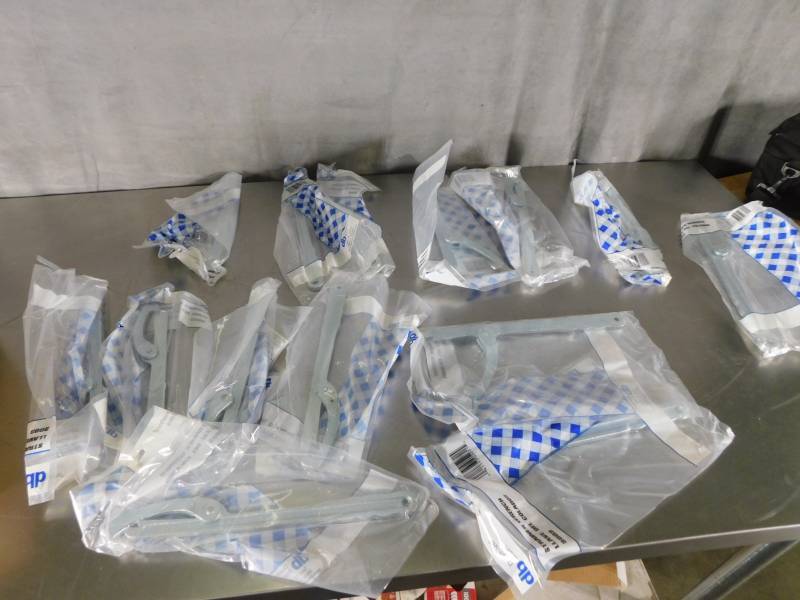 lot 3721 image: Lot of Strainer Wrenches