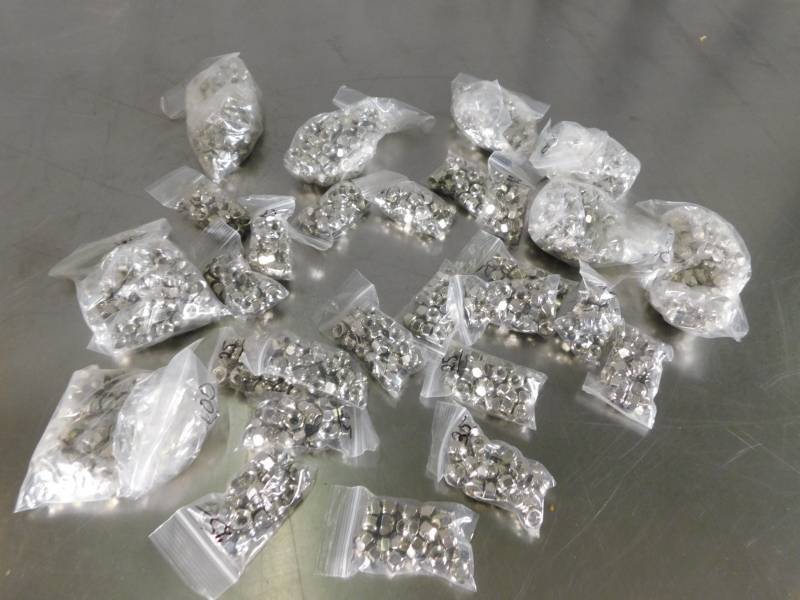 lot 3730 image: Lot of Misc Hardware