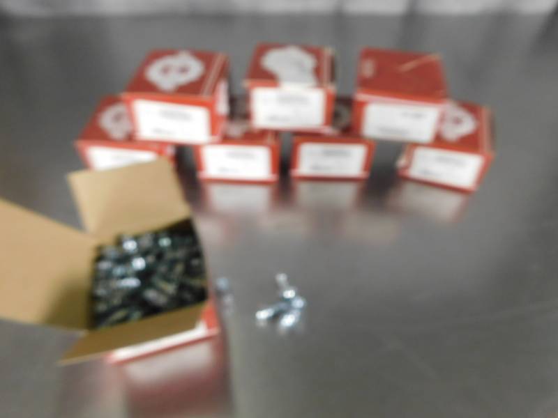 lot 3738 image: Lot of Wall Anchors