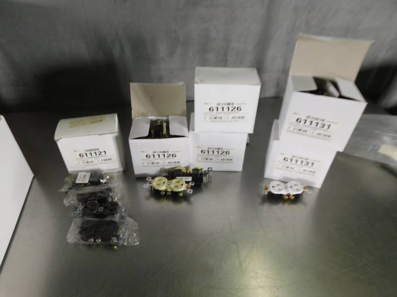 lot 3780 image: Lot of Duplex Receptales