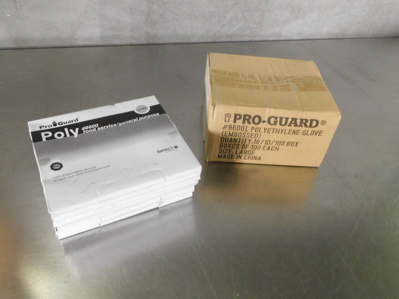lot 3838 image: Lot of Poly Guard Food Service Disposable Gloves