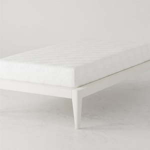 lot 44893 image: Retail $236.00 Signature Sleep Memoir 8-Inch Memory Foam Mattress Twin