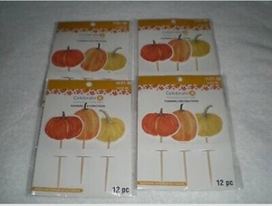 lot 52929 image: (8packs of 12) Celebrate It Thanksgiving Toppers