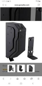 lot 21 image: GunVault SVB500 Speedvault Biometric Pistol Safe