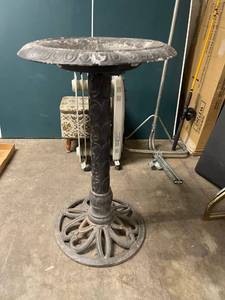 lot 6477 image: vintage metal bird bath base