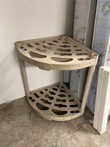 lot 6485 image: corner organizer