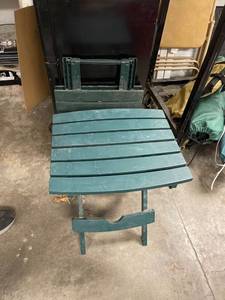 lot 6657 image: 2 folding tables