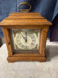 lot 6665 image: mantel clock