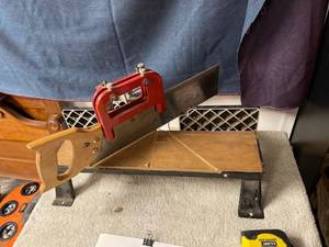 lot 6666 image: miter saw