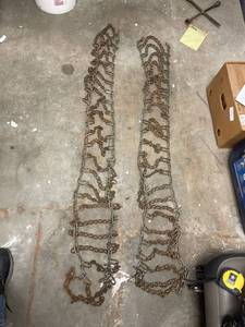 lot 6717 image: tire chains