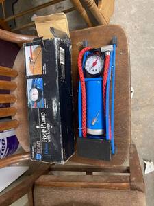 lot 6726 image: foot air pump