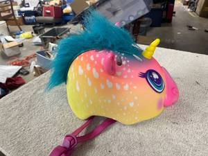 lot 6771 image: bike helmet