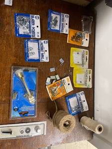 lot 6786 image: picture hanging lot